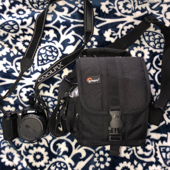 Nikon camera - Picture 2 of 5